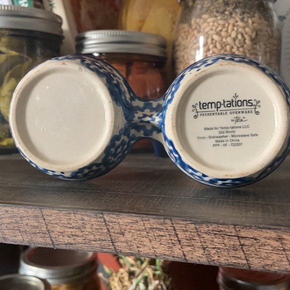 Salt/Pepper Shaker Holder Up-Cycled to Kitchen Ring Holder - Picture 3 of 4